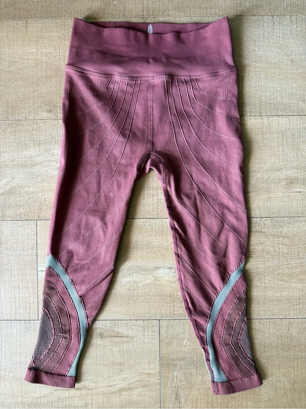 Fp Movement High Rise 7/8 Length Good Karma Leggings Size M/L washed sienna